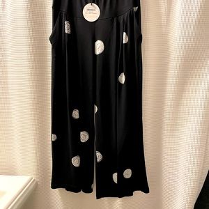 jersey pants. size 2/stretchy jersey fit up to XL